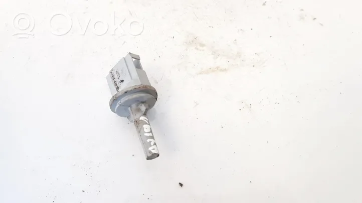 Audi A3 S3 8L Innentemperatursensor 1j0907543b