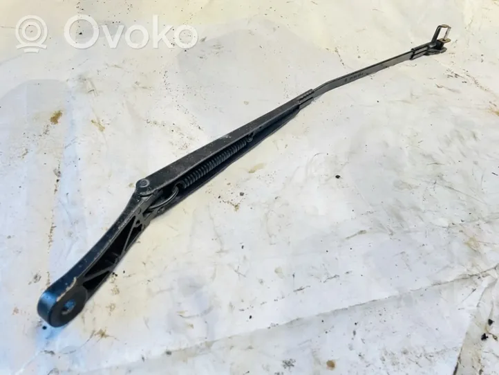 Volkswagen Touran I Ramię wycieraczki szyby przedniej / czołowej 1t0955409a