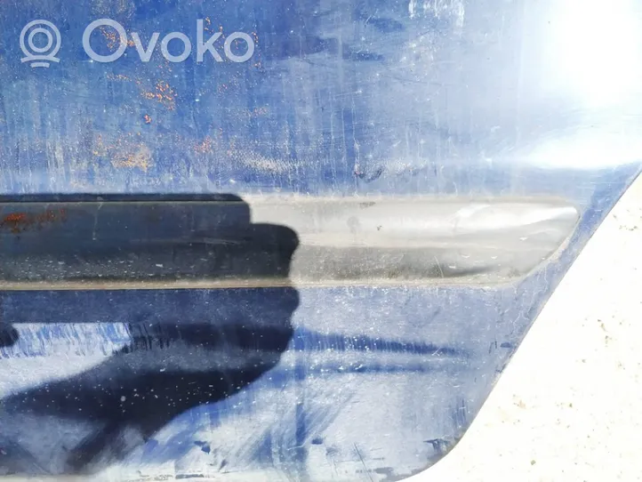 Volvo S40, V40 Takaoven lista (muoto) 