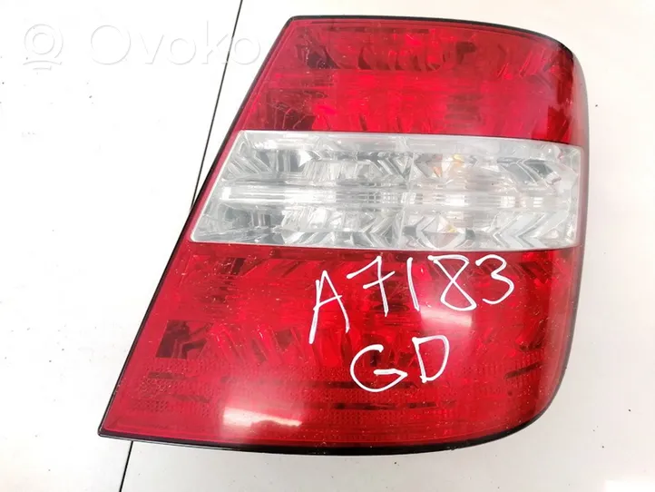 Fiat Stilo Luz trasera/de freno 46758985