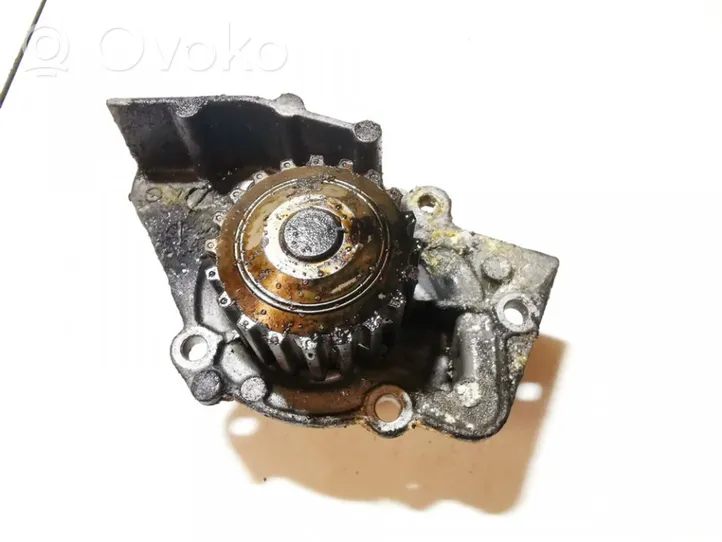 Citroen Xsara Picasso Pompe de circulation d'eau 9630772610