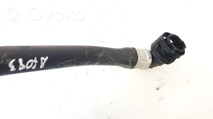 Volvo S60 Tubo flessibile del liquido di raffreddamento del motore 9492233001cz