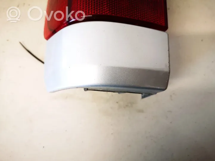 Volvo S70  V70  V70 XC Listwa pod lampę tylną 