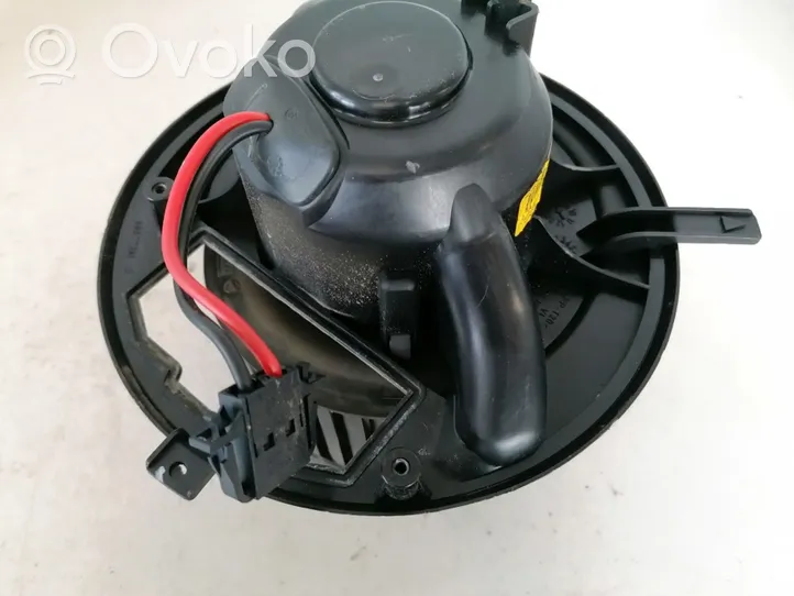 Volkswagen Golf VI Ventola riscaldamento/ventilatore abitacolo 1k1820015f