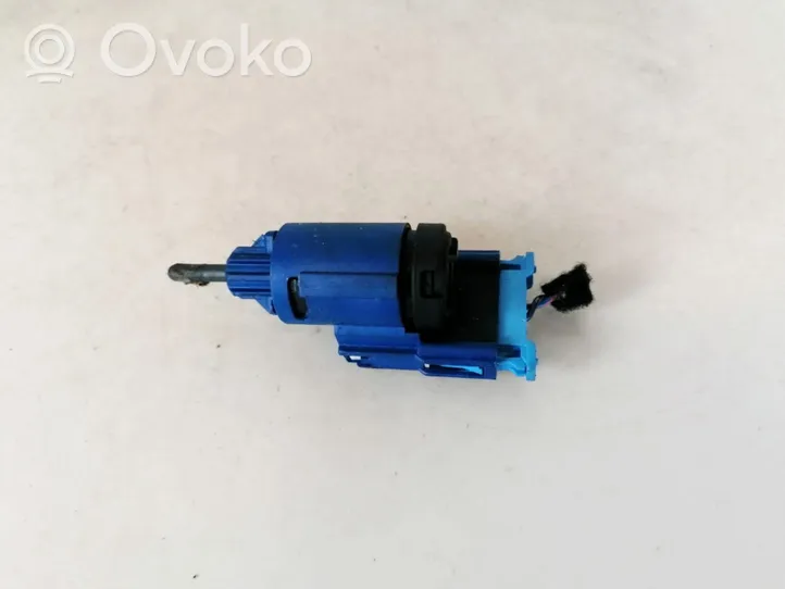 Volkswagen Polo IV 9N3 Clutch pedal sensor 1j0927189f