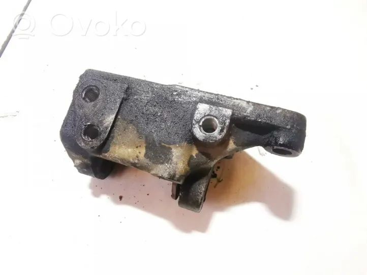 Volkswagen Polo II 86C 2F Support, suspension du moteur 031903143