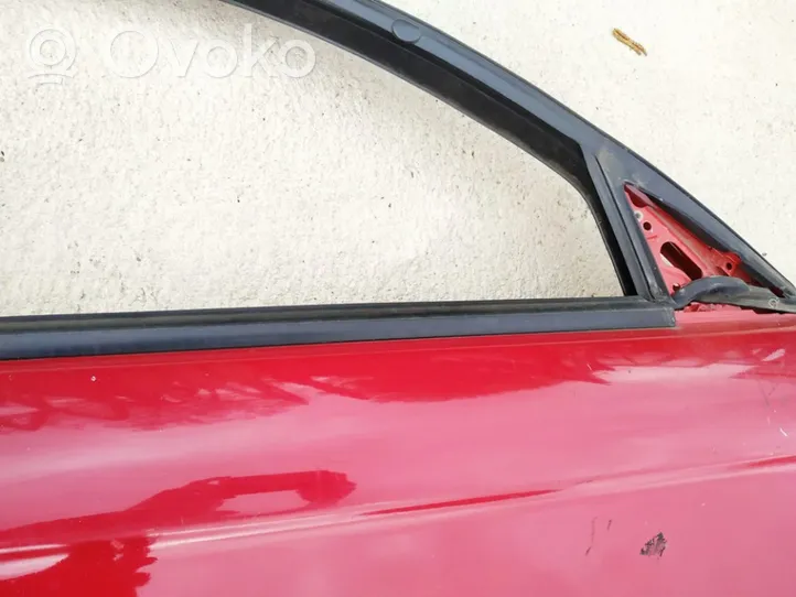 Alfa Romeo 147 Moulure de vitre de la porte avant 