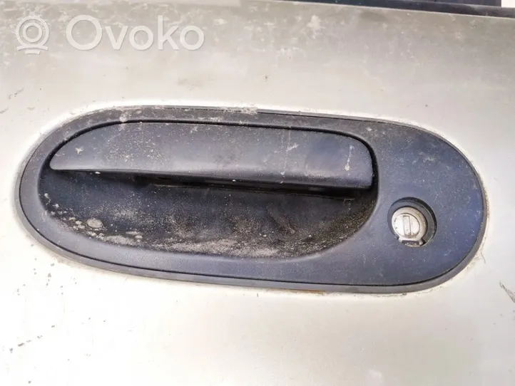 Nissan Almera N16 Etuoven ulkokahva 