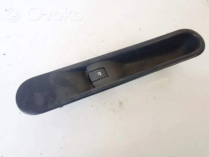 Renault Espace -  Grand espace IV Support bouton lève vitre porte avant 0012127