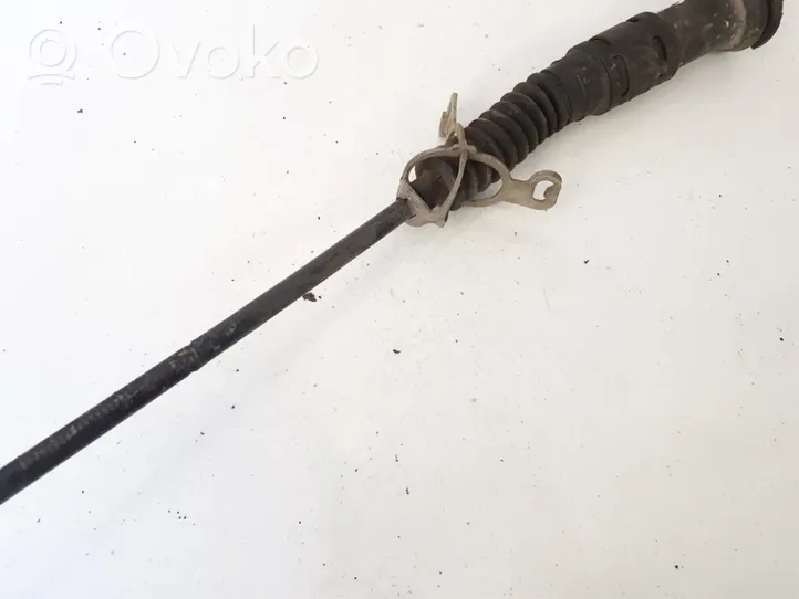 Volkswagen Golf III Cable d'embrayage 1h721335A