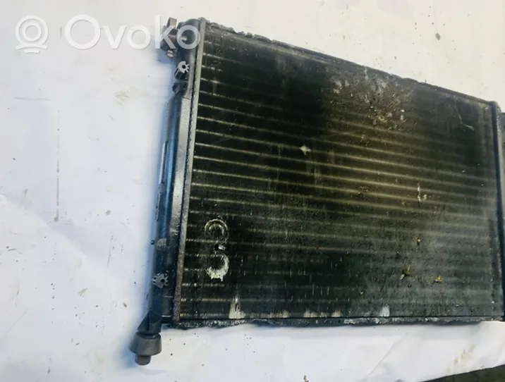 Renault Megane I Radiateur de refroidissement rm1122