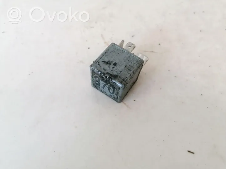 Audi A6 S6 C4 4A Other relay 8d0951253