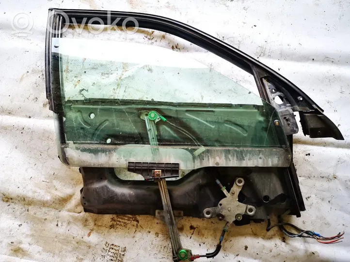 Audi A6 S6 C4 4A Front door window/glass frame 