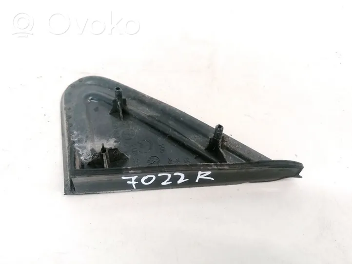 Volkswagen Polo IV 9N3 Other exterior part 6Q0853274A