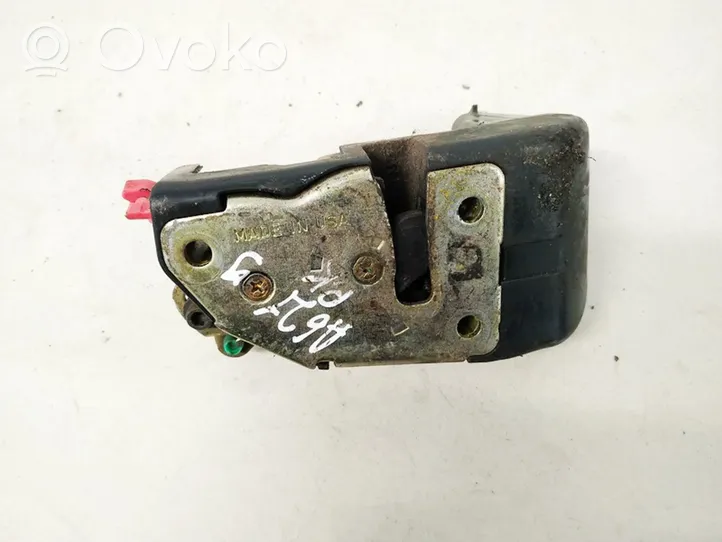 Chrysler Voyager Front door lock 