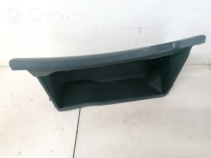 Toyota Corolla E140 E150 Hansikaslokero 5555002210