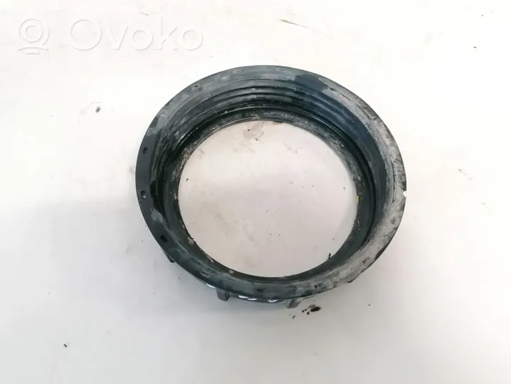 Nissan X-Trail T30 Bague de verrouillage pour réservoir de carburant 