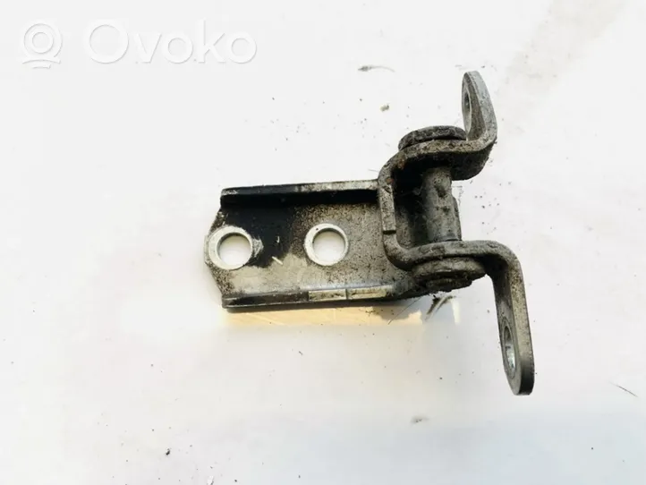 Toyota Avensis T250 Rear door lower hinge 