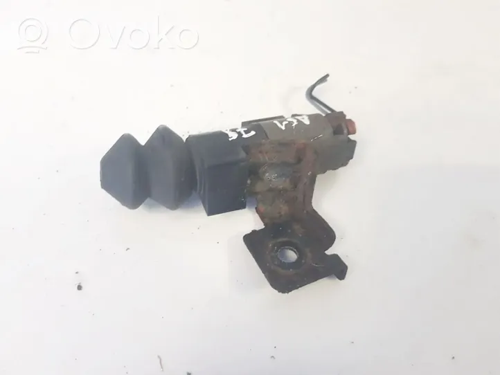 Nissan Qashqai Cita veida sensors 8x29x