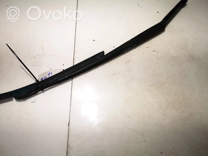 BMW 3 E46 Front wiper blade arm 