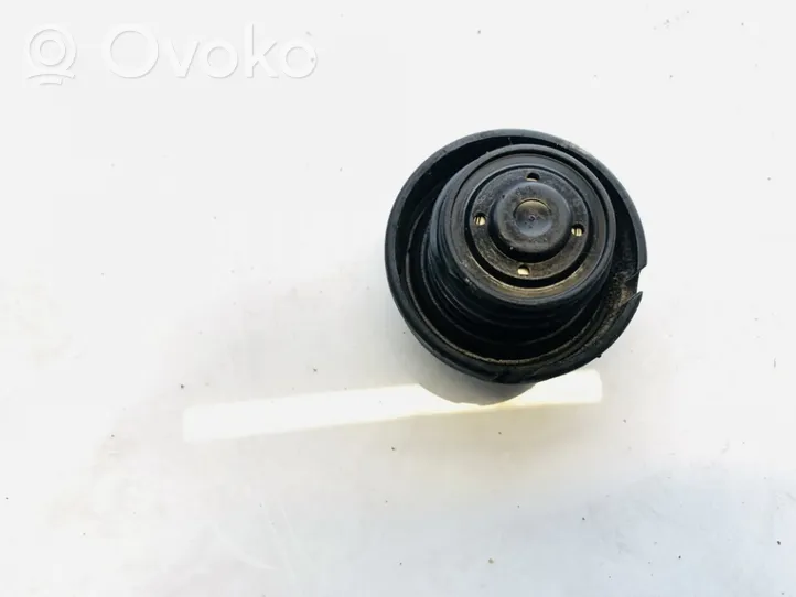 Audi A4 S4 B5 8D Fuel tank filler cap 1h0201553b