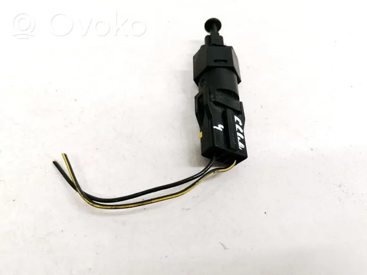 Opel Vectra B Interruptor sensor del pedal de freno 