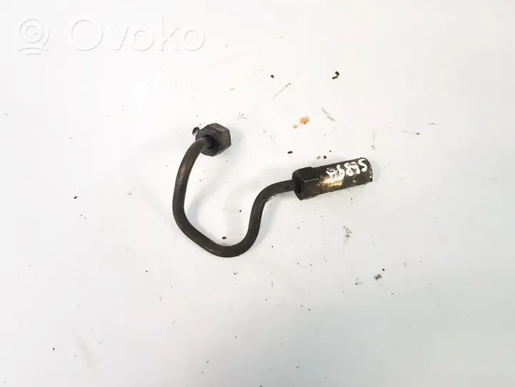 Nissan X-Trail T30 Tuyau d'alimentation conduite de carburant 