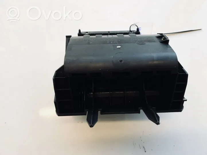 Skoda Octavia Mk2 (1Z) Car ashtray 1z1863077a