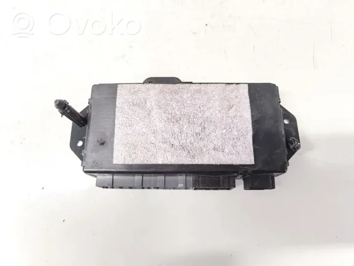 Chrysler 300 - 300C Durvju vadības bloks p56038722al