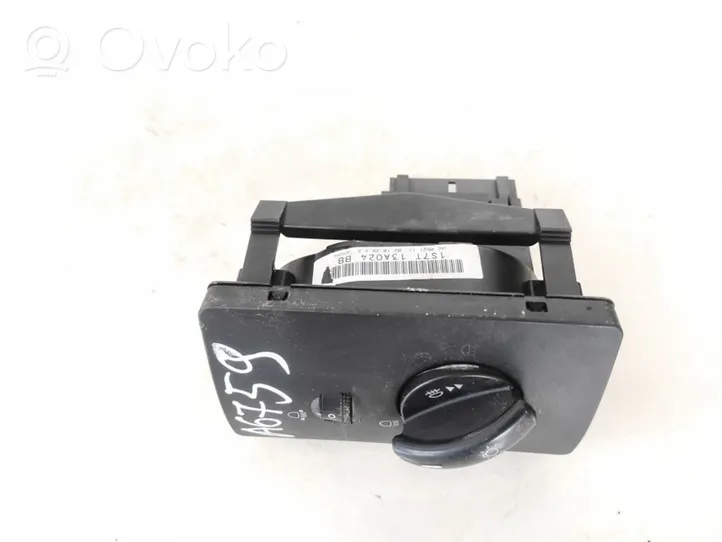 Ford Mondeo Mk III Light switch 1s7t13a024bb