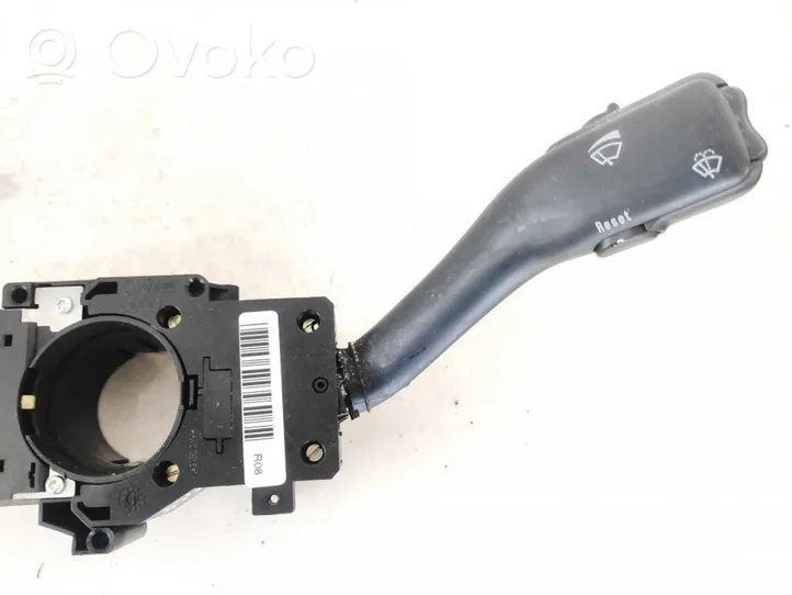 Seat Toledo II (1M) Leva/interruttore dell’indicatore di direzione e tergicristallo 8l0953513g