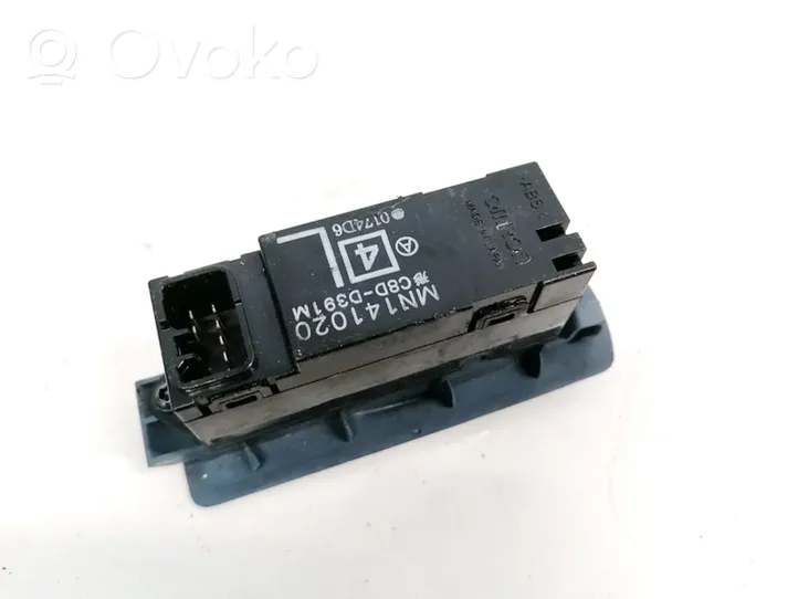 Mitsubishi Colt Electric window control switch MN141020