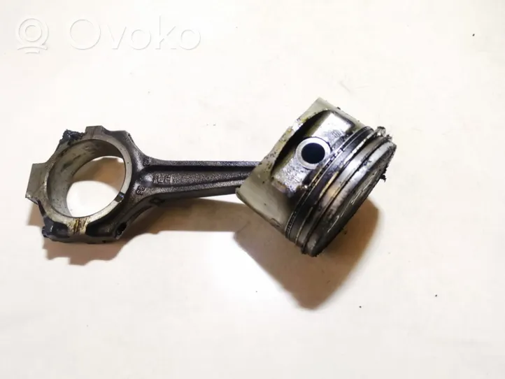 Ford Galaxy Piston with connecting rod 