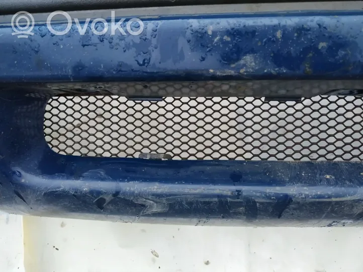 Land Rover Freelander Grille inférieure de pare-chocs avant 