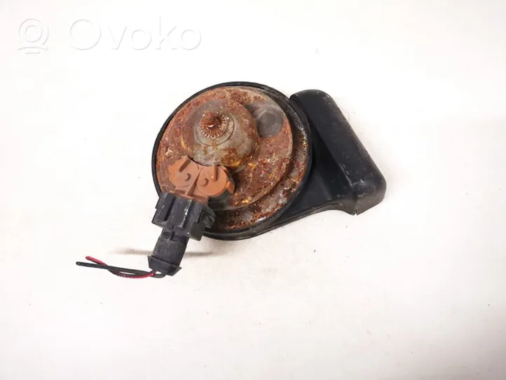 Volvo S60 Horn signal e49042