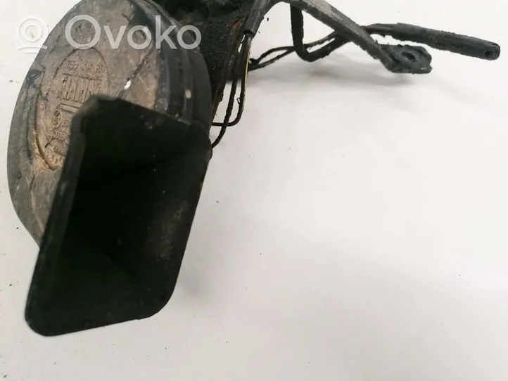 Audi A6 S6 C4 4A Horn signal E335717