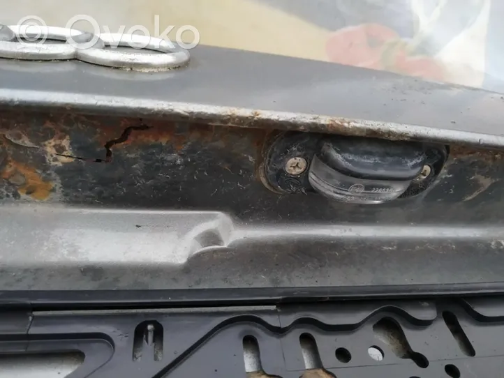 Audi 80 90 B3 Lampa oświetlenia tylnej tablicy rejestracyjnej 