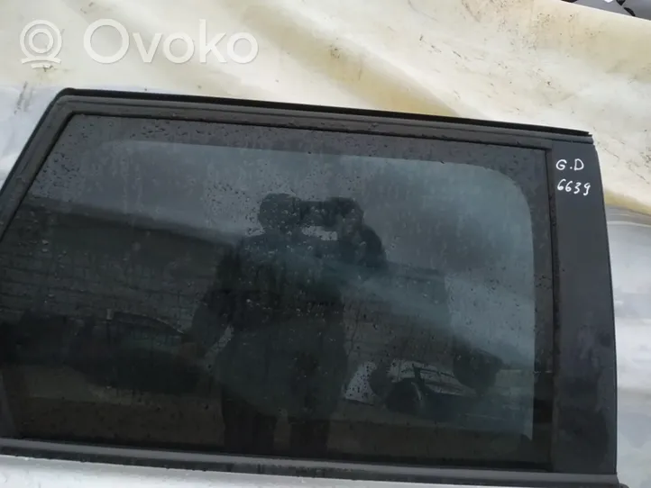 Volvo V50 Portiera posteriore pilkos