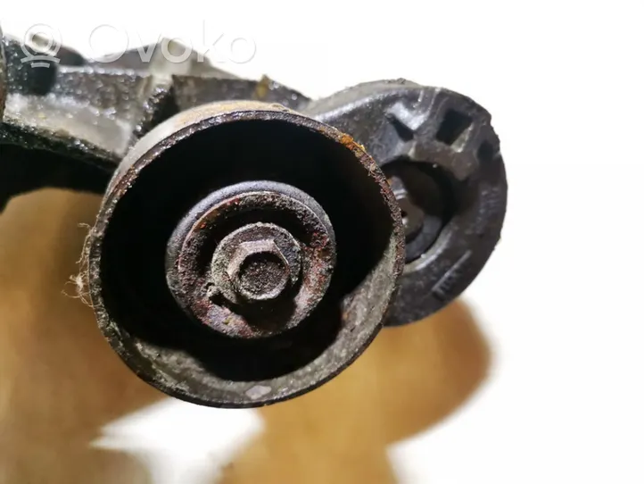 Ford Focus Napinacz paska alternatora 