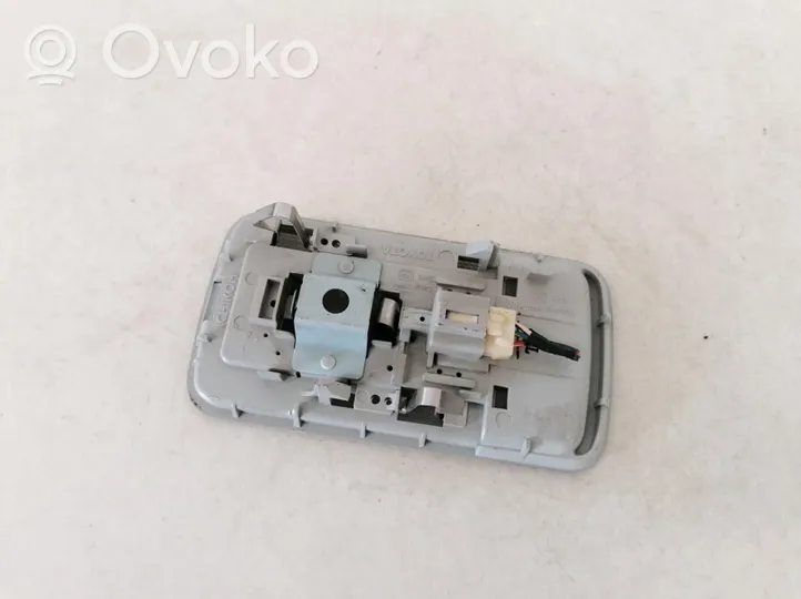 Toyota Corolla E120 E130 Lampka podsufitki tylna 