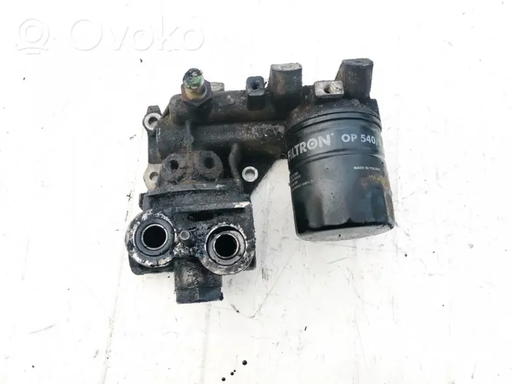 Renault Laguna I Oil filter mounting bracket 