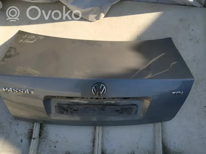 Volkswagen PASSAT B5 Tailgate/trunk/boot lid 