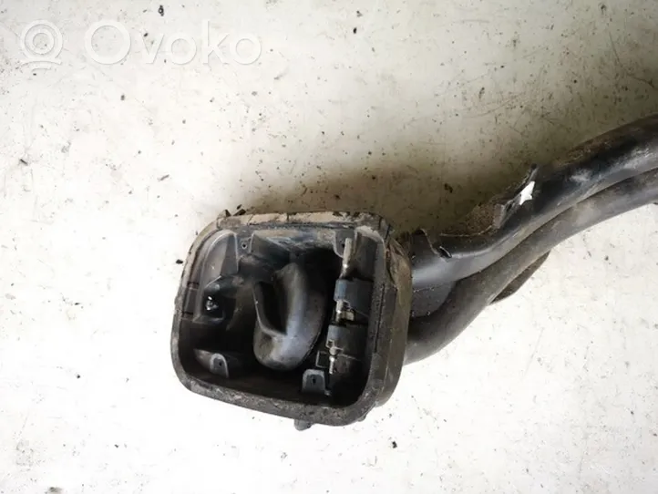 Peugeot 406 Tuyau de remplissage de réservoir de carburant 9623379880