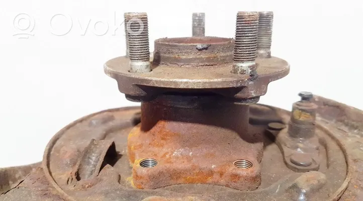 Subaru Outback Cubo de rueda trasera 