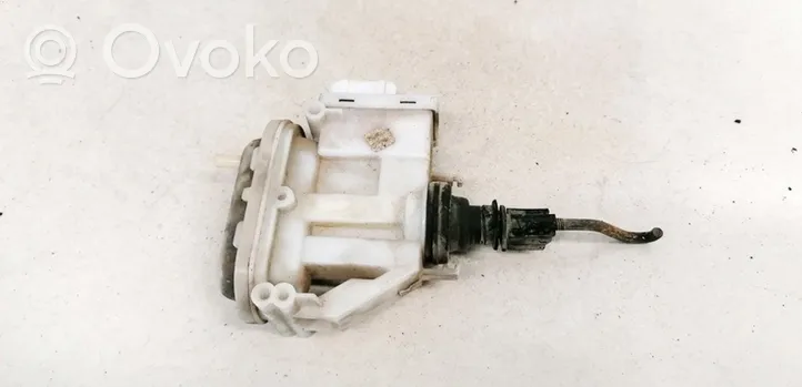 Volkswagen PASSAT B3 Centrinio užrakto vakuuminė pompa 357862153F