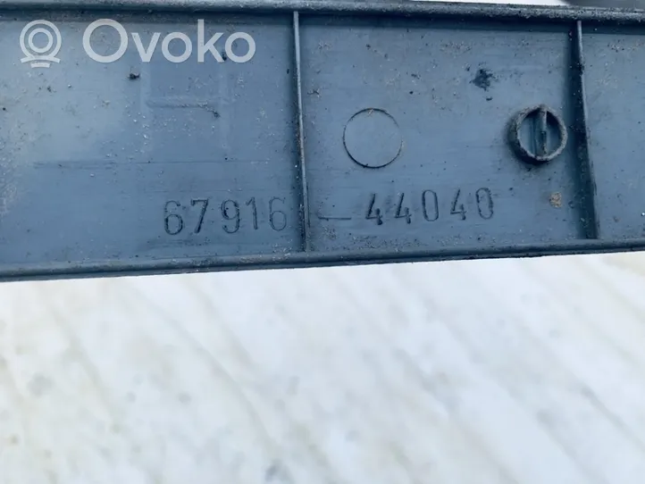 Toyota Avensis Verso Takaoven kynnyksen suojalista 6791644040