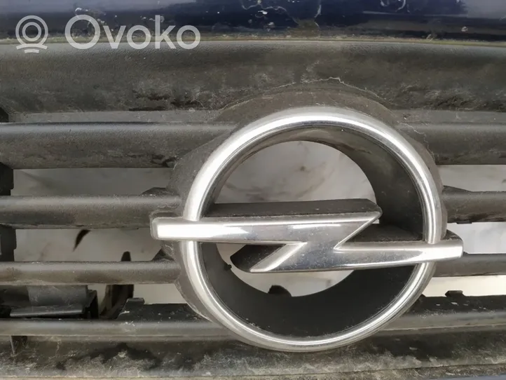 Opel Zafira A Valmistajan merkki/logo/tunnus 