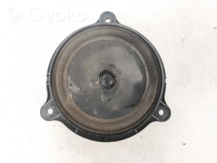 Nissan Almera N16 Haut-parleur de porte avant 28156BN360