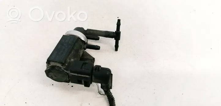 Volkswagen Touareg I Solenoidinis vožtuvas 1J0906627C