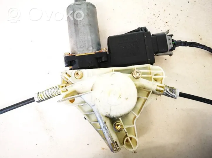 Mitsubishi Space Star Front door window regulator motor 0130821653